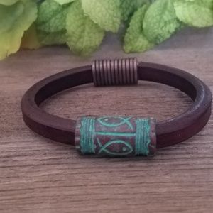 Brown licorice leather bracelet